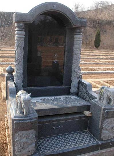 洛阳宝山陵园精品双穴祥和宫
