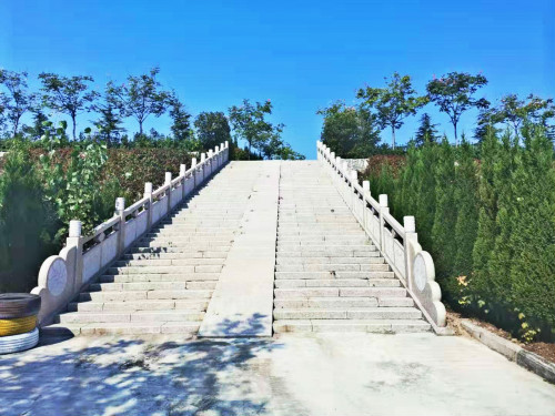 洛阳仙鹤陵园2020年墓地价格表