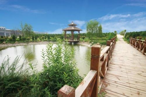 洛阳九皇仙府陵园