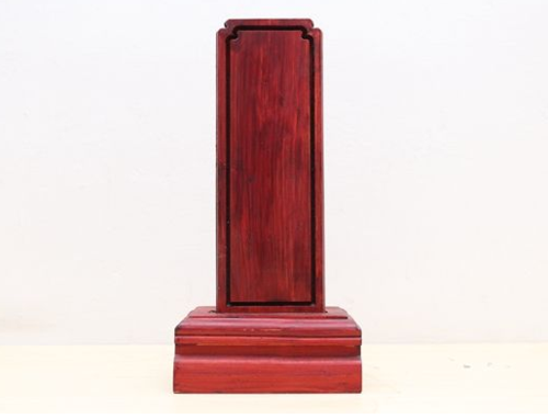 祭奠逝者灵牌位的书写格式