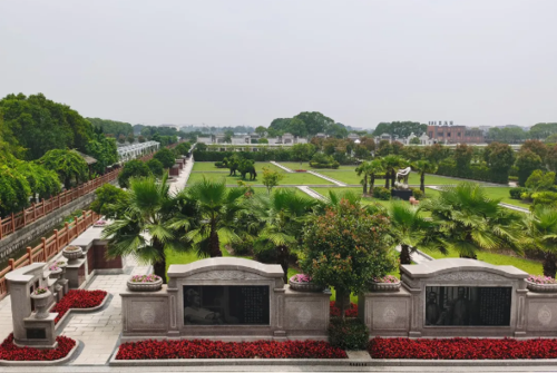 作者:洛阳大唐森林陵园来源:洛阳合法公墓直通车网址:http://www.